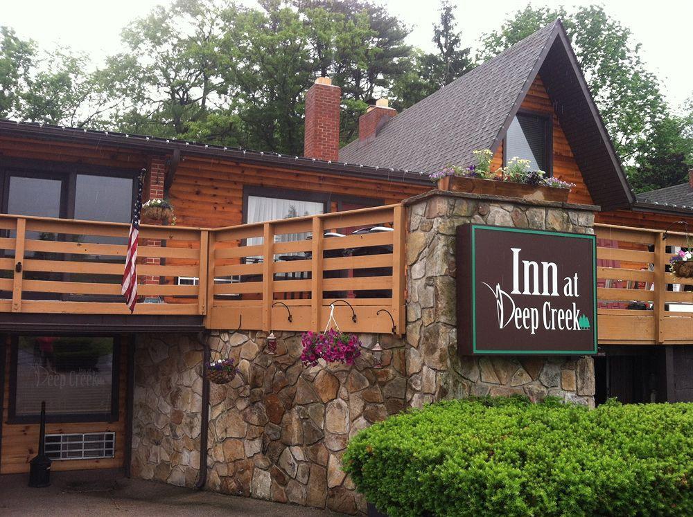 Inn At Deep Creek Oakland Exterior foto